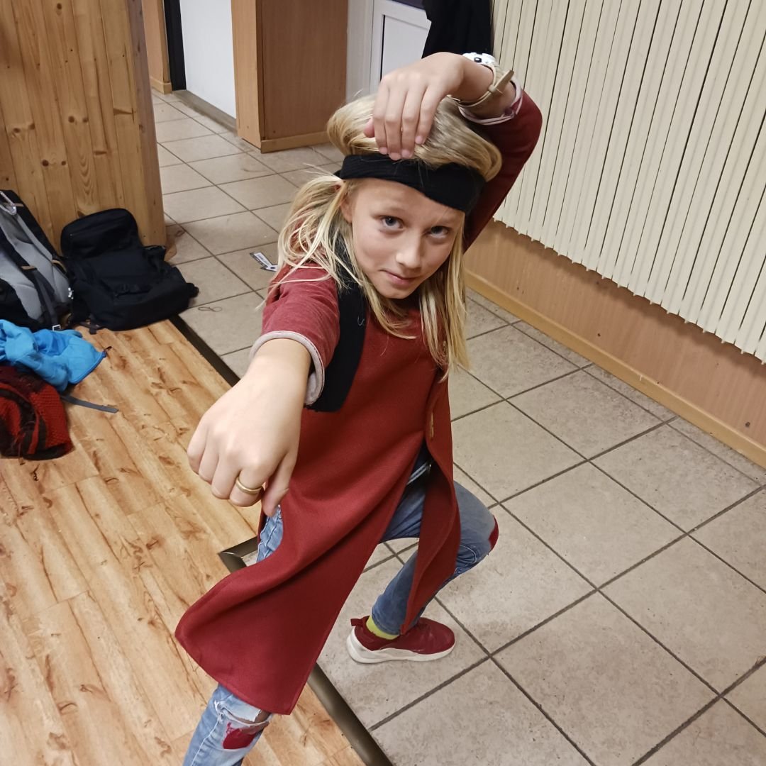 Šermování s jehlou a nití